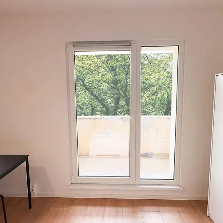 Neue Handwerker-apartments Mit Kueche, Wifi, Parkplaetze, Tv, Balkon * Halle (Saale)