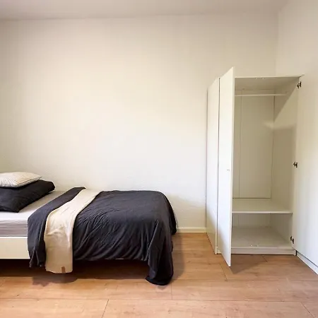 Appartement Neue Handwerker-apartments Mit Kueche, Wifi, Parkplaetze, Tv, Balkon